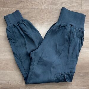 Cinq à Sept - Giles Cupro Cargo Joggers